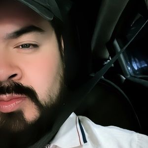 Meet your Posher, Alejandro